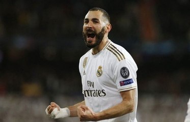 Karim Benzema : barbe majestueuse et habit traditionnel, pour l’Aïd, sa vidéo qui donne le sourire !
