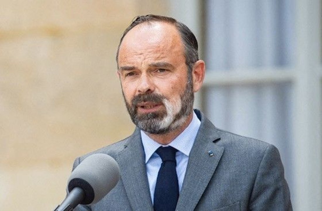 "J'ai perdu 7 kilos en une semaine" : Édouard Philippe raconte sa "peur panique" dans un documentaire !