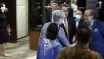 Emotional reception for Foreign Minister Penny Wong in Malaysian hometown