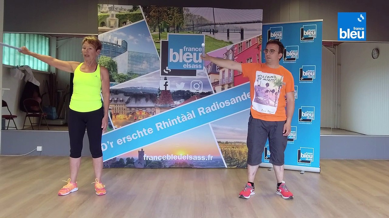 La minute sport avec Janine-Articulations avec le manche à balais