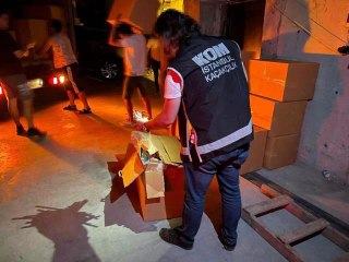 İstanbul'da tütün kaçakçılarına büyük operasyon: 9 gözaltı