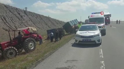 Traktör şarampole devrildi: 1 yarallı