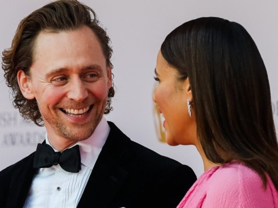 Tom Hiddleston: Seine Verlobte Zawe Ashton erwartet ein Baby