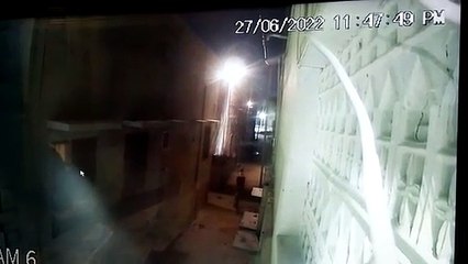 जमीनी विवाद में घर में घुसकर हमला, सीसीटीवी फुटेज में कैद हुई घटना