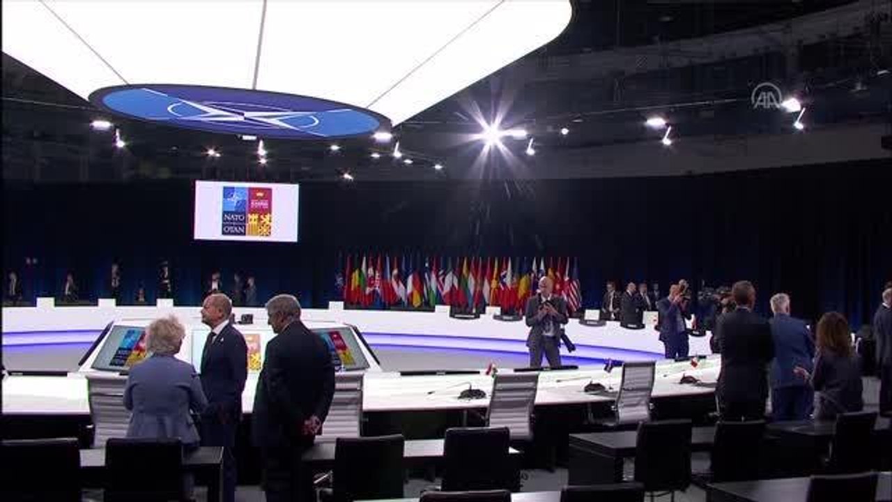 NATO Devlet ve Hükümet Başkanları Zirvesi - Kapanış oturumu (3)