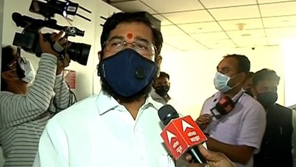 Eknath Shinde के साथी विधायकों और नेताओं ने Video Call के जरिए Goa से Eknath Shinde को बधाई दी