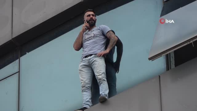 5 dakikanız var, vali gelsin yoksa kendimi aşağıya atarım diyerek intihara kalkıştı