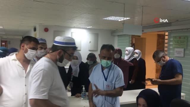 Son dakika haber! Mekke Hastanesi, Türk hacılara 40 branşta hizmet veriyorMekke Diyanet Türk Hastanesi'ni ziyaret eden Ali Erbaş: Hasta hacı adayları Arafat'a...