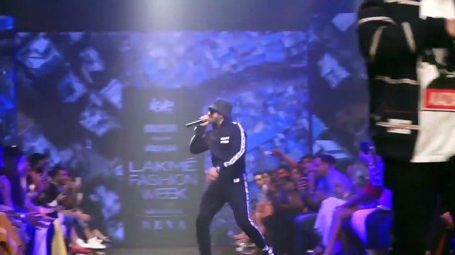 Quirk Check: Ranveer Singh dons camo pants, turns 38!