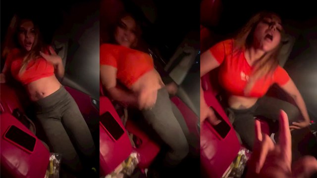 Rakhi Sawant का Car में Weird Dance Video Viral, Fans ने कहा बहन ऐसा क्यूं | Boldsky *Entertainment