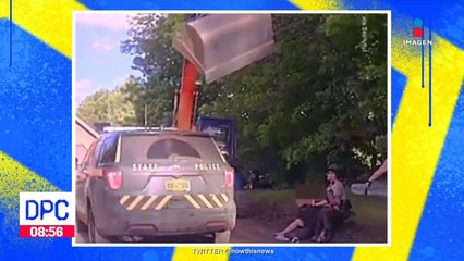 Hombre agrede a policías que habían arrestado a su hijo por asalto