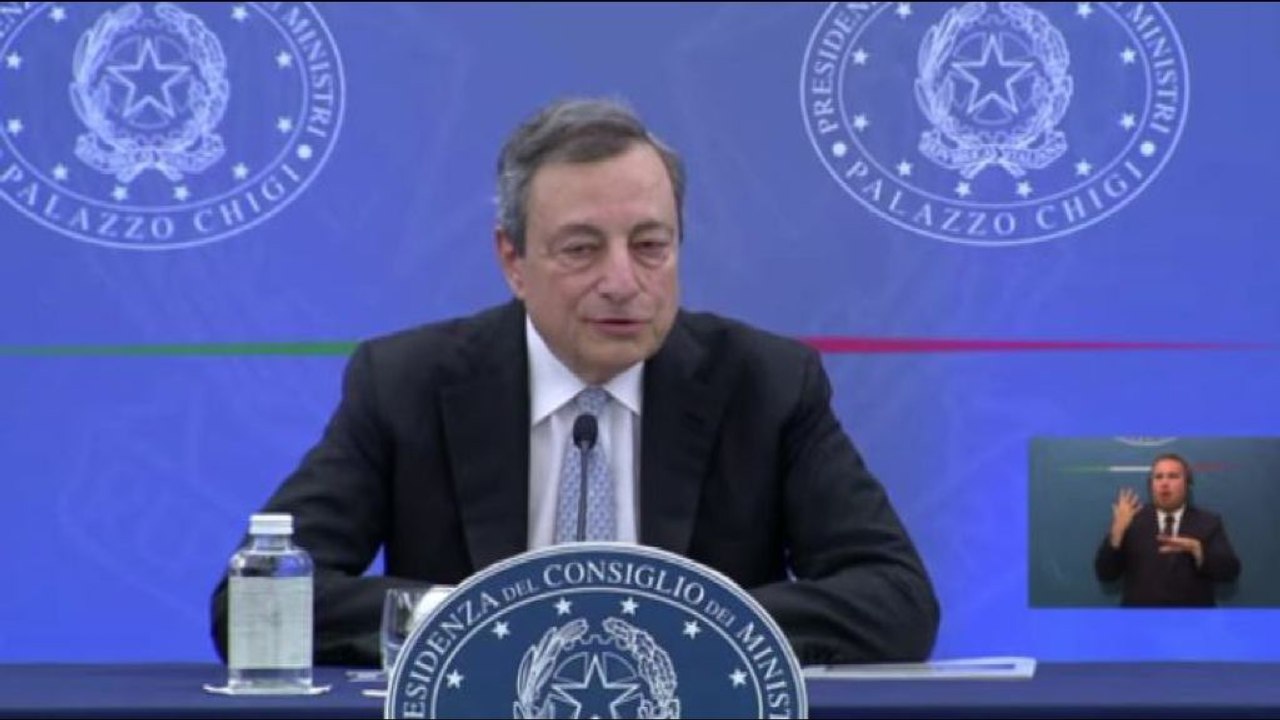 Draghi: rinnovabili unica strada, per gas via dalla Russia