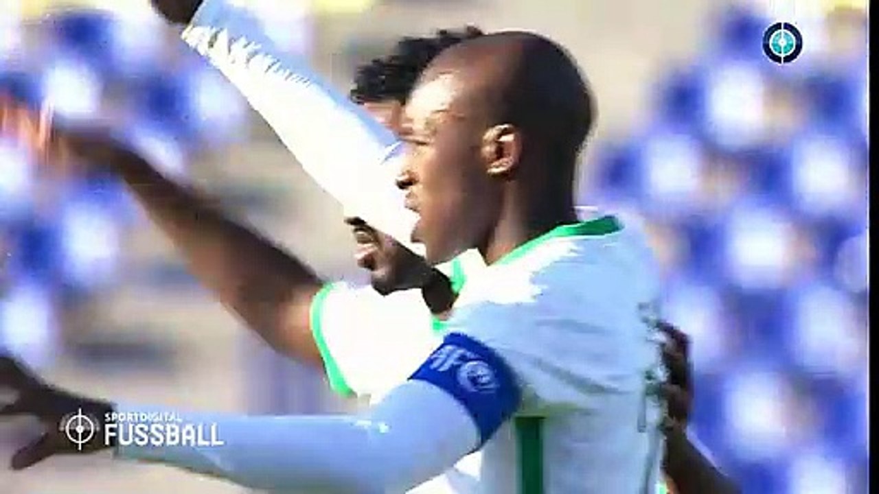 Controversial dismissal in top game of Group D | Japan - Saudi Arabia