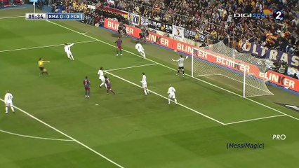 When 17 Year Old Lionel Messi TOYED with €1 Billion+ Real Madrid Team [HD]