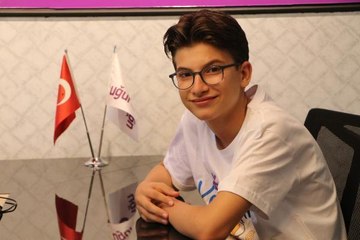 ŞANLIURFA'DA LGS BİRİNCİSİ FATİH EFE: PANDEMİYİ FIRSATA ÇEVİRDİM