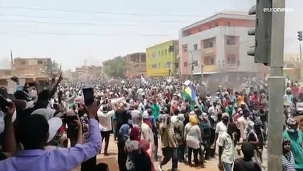 Тысячи людей приняли участие в протестах в Судане