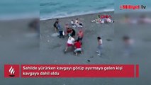 Kavga edenleri ayırmak isterken, kavga etti