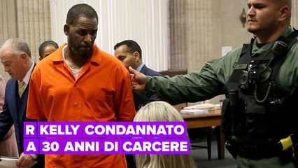 Il cantante R Kelly condannato a 30 anni