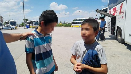 Üvey baba şiddetinden kaçan 2 kardeş şehirler arası otobüste yakalandı