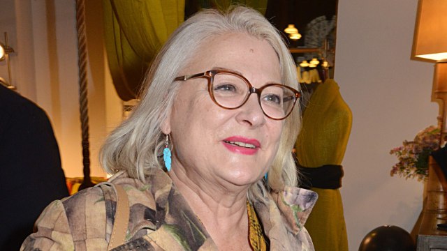 GALA VIDEO - Josiane Balasko (Les Bronzés 3 : amis pour la vie) : comment elle maintient le lien dans la troupe du Splendid