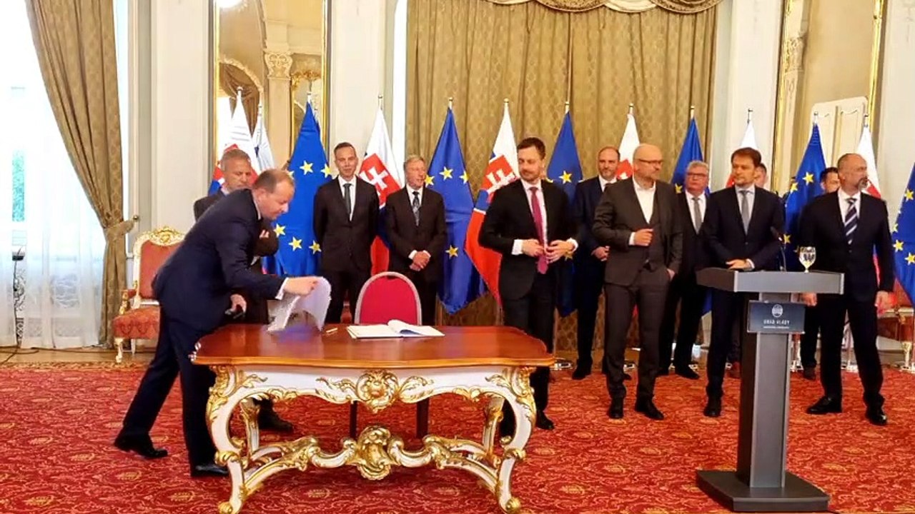 ZÁZNAM: Volvo postaví pri Košiciach nový závod na výrobu elektromobilov