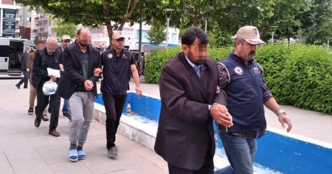 Son dakika haber... KIRŞEHİR'DE DEAŞ OPERASYONU 7 GÖZALTI