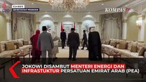 Momen Presiden Jokowi Tiba di Abu Dhabi, Disambut Menhan Prabowo dan Menteri PEA