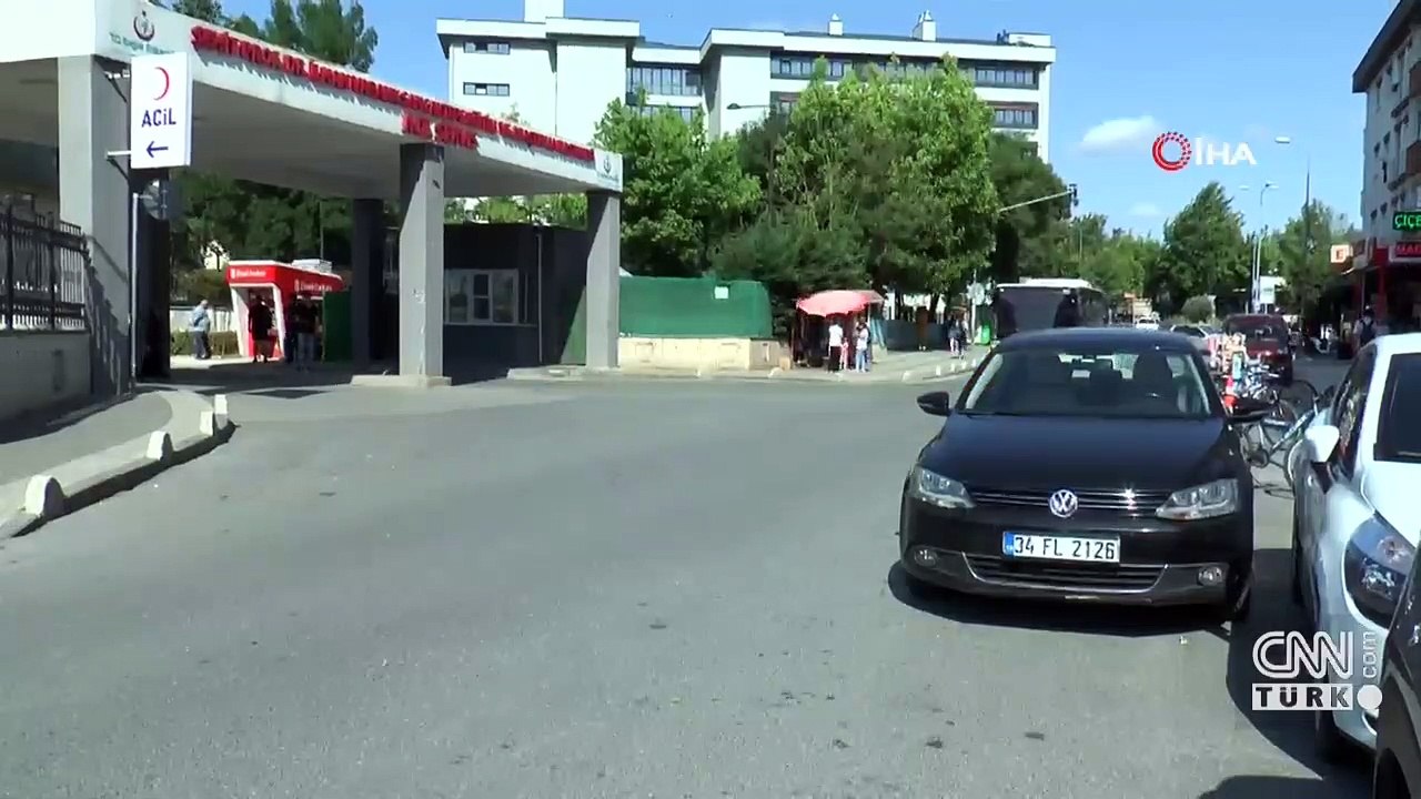 Ters yönden gelip anne ve kıza çarptı