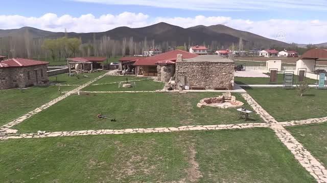 Kenan Yavuz Etnografya Müzesi nde 2. ödül gururu