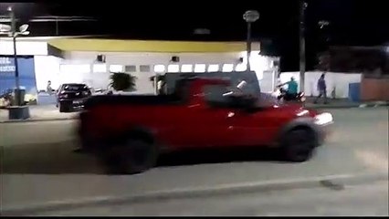 DERRUBARAM O PONTO DE MOTO TÁXI EM FRENTE AO HOSPITAL DE PEDRAS DE FOGO