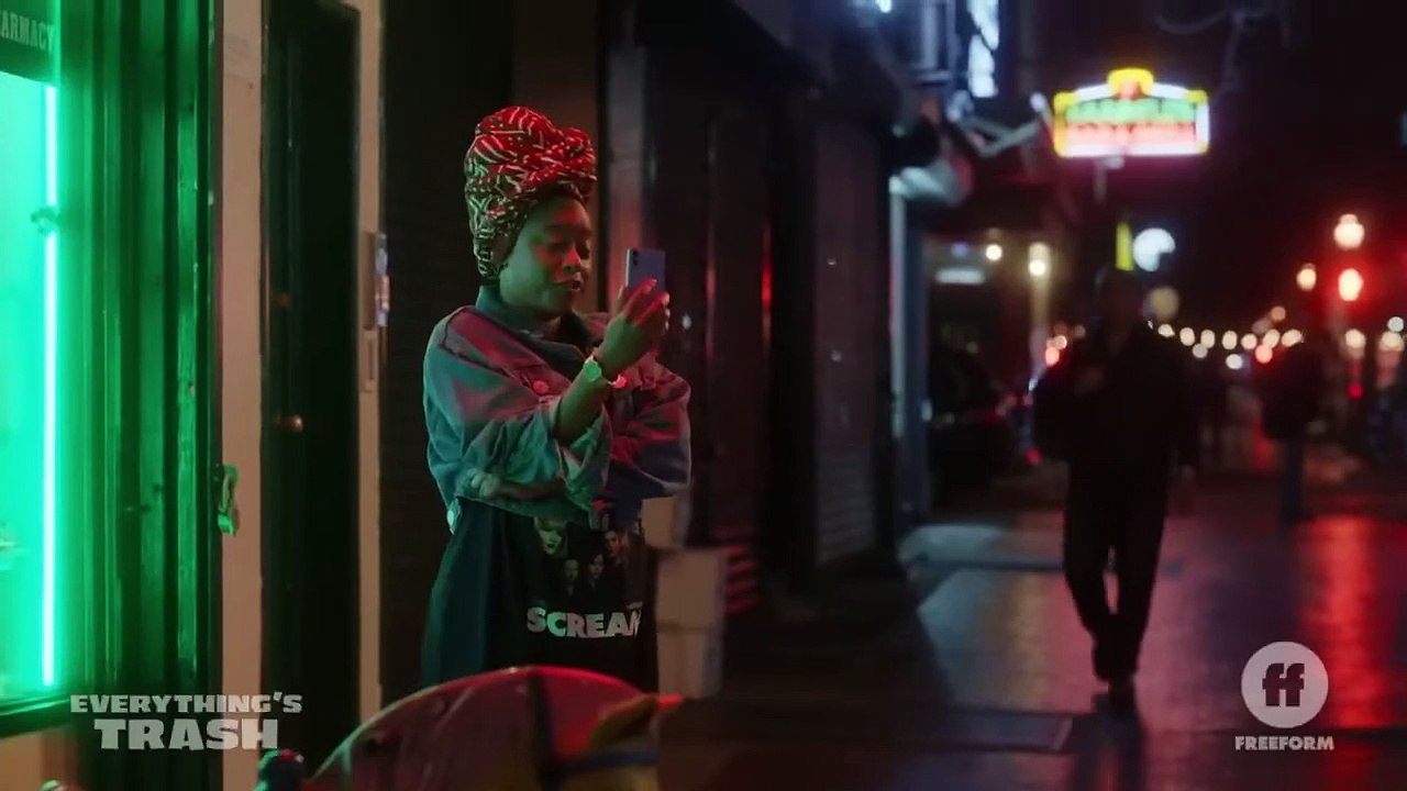 Everything's Trash S01