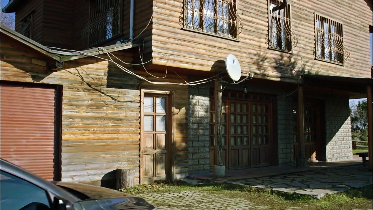 Fazilet Hanim ve Kizlari / Fazilet and Daughters - Episode 100 (English Subtitles)