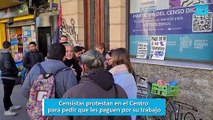 Censistas protestan en el Centro para pedir que les paguen por su trabajo