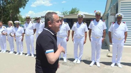 Antalya'nın İlk Deniz Süpürgesi Akdeniz'e İndirildi