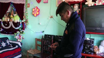 Jóvenes de Guatemala y México, cuatro vidas sofocadas en un remolque "del otro lado"