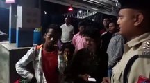 video story कम उम्र में दलालों ने उप्र में कर दिया था बच्चों का सौदा, पुलिस की सूझबूझ से इस तरह बचा बचपन