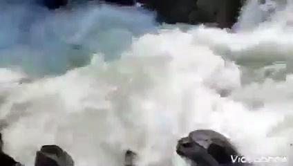 സെല്‍ഫിയെടുക്കുന്നതിനിടെ കാല്‍വഴുതി നദിയിലേക്ക്; യുവതിയുടെ മൃതദേഹം കിട്ടിയത് പിറ്റേദിവസം