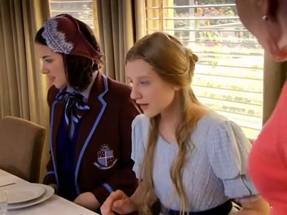 Die Geister von Ainsbury Staffel 1 Folge 1