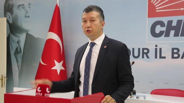 CHP Burdur İl Başkanı Akbulut'tan AKP Burdur İl Başkanı Mengi'ye Atama Tepkisi: Bu Memleket Sana mı Çalışacak?