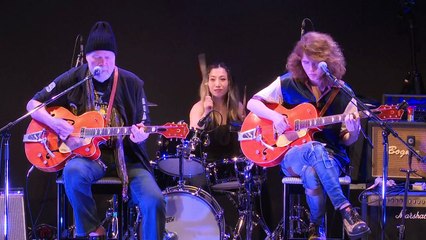 Rockero canadiense encuentra en Japón su guitarra robada hace 46 años