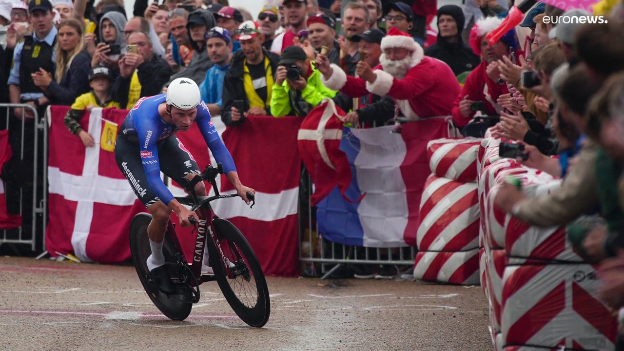 Belgier Lampaert jubelt bei 1. Etappe der Tour de France in Dänemark
