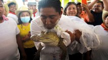 Mexican mayor weds crocodile in indigenous ritual for abundance