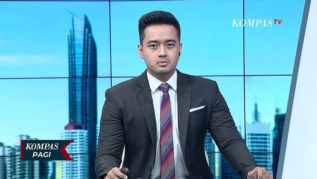 Waduh! Tiga Ular Piton Berukuran Besar Masuk Kamar Mandi dan Plafon Rumah Warga