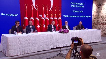Cumhurbaşkanı Erdoğan: Yeni asgari ücret yüzde 30 ara zamla net 5 bin 500 lira oldu