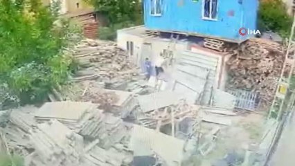 Ataşehir'de inşaatın deposundan kablo çalan hırsızlar yakalandı