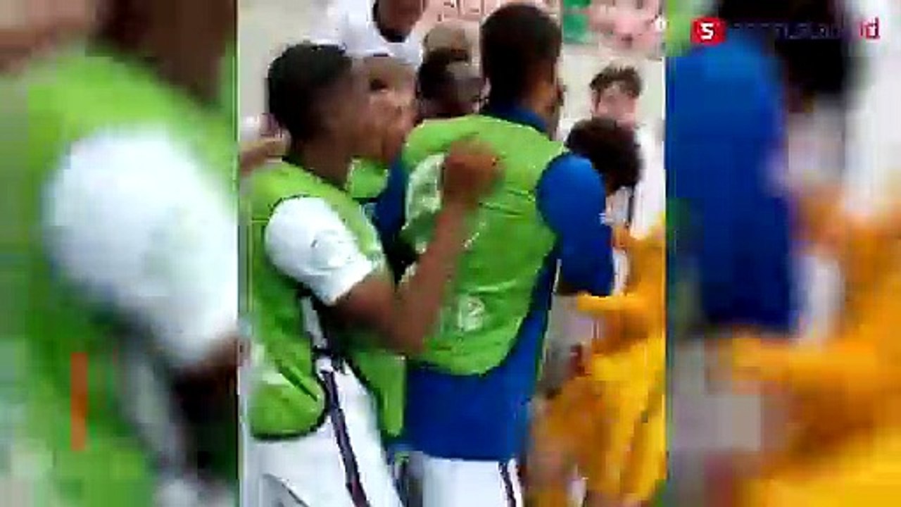 Lihat Selebrasi Timnas Inggris Saat Juara Euro U-19