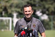 Galatasaray Teknik Direktörü Okan Buruk'tan transfer açıklaması (2)
