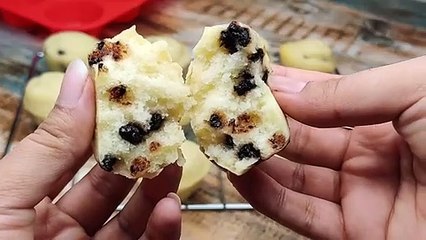 Chocolate Chip Muffins