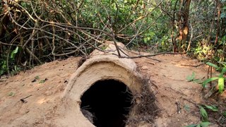Bushman Build Strange Underground House