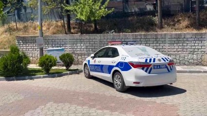 Son dakika... Dursunbey'de bıçaklı kavga: 2 ölü, 1 yaralı